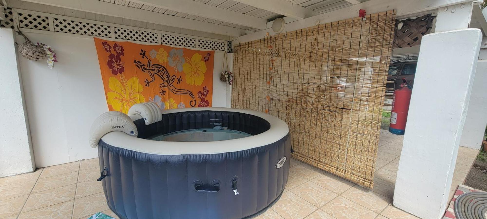 La Pirogue chez l'Happy qui chante Haapiti Chambre photo