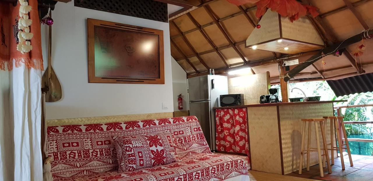 La Pirogue chez l'Happy qui chante Haapiti Extérieur photo